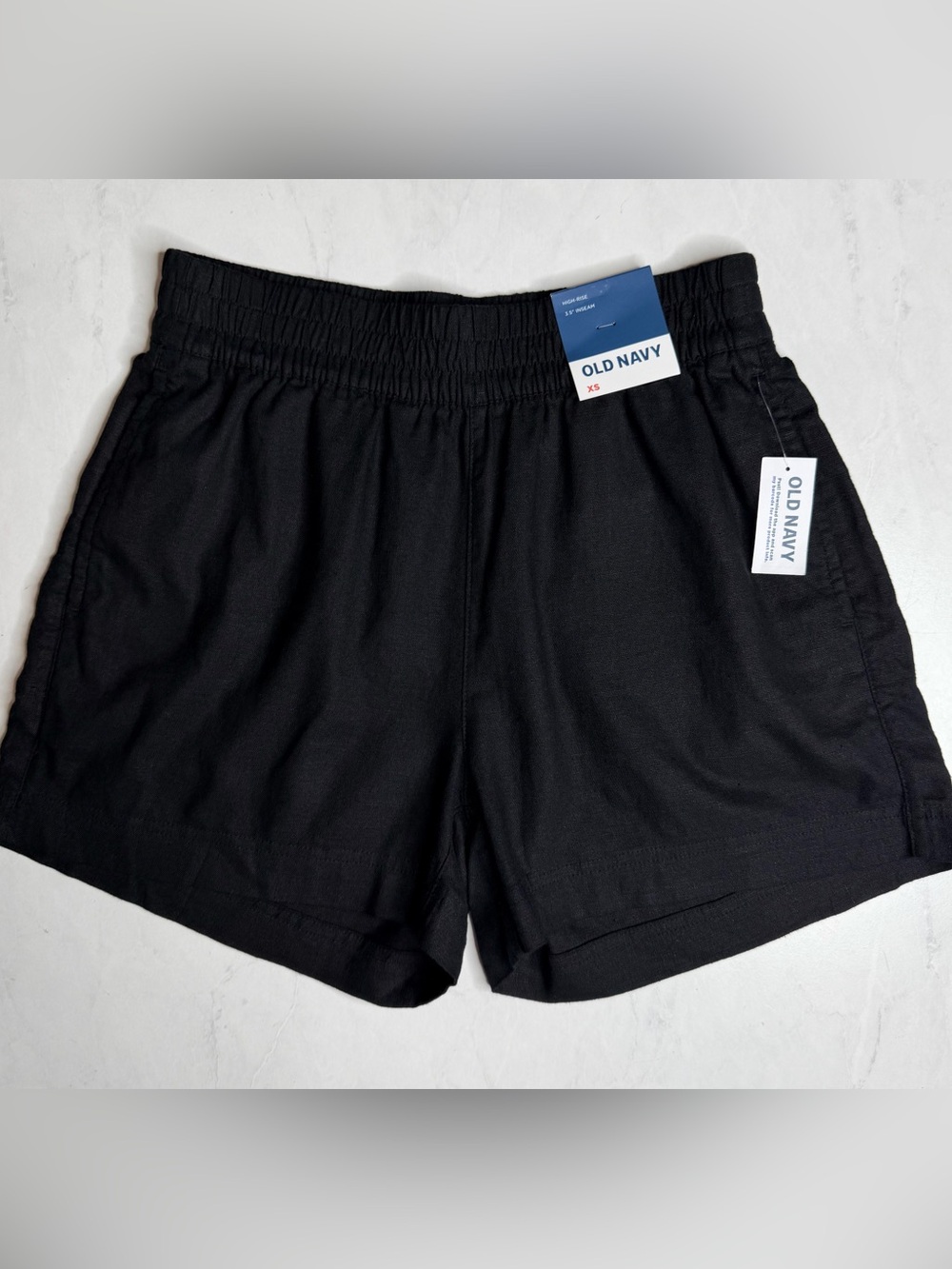 Old Navy Black High-Waisted Linen
Blend Pull-On Shorts XSmall